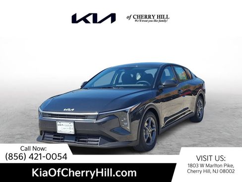 New 2026 Kia K4 LXS FWD image 1