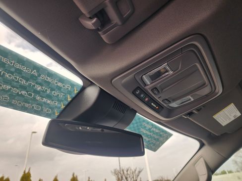 Used 2025 Chevrolet Silverado 2500 LT w/ Trail Boss Package image 38