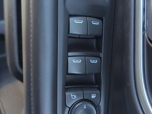 Certified 2021 Chevrolet Tahoe Z71 w/ Luxury Package image 16