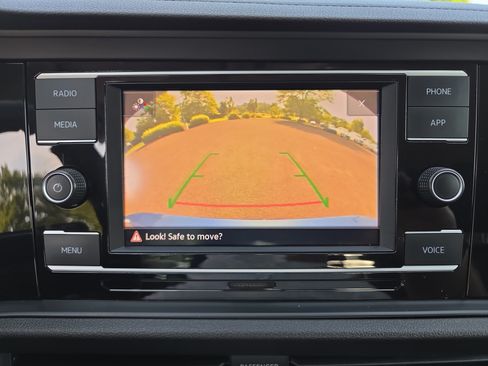 Used 2022 Volkswagen Jetta SE FWD image 26