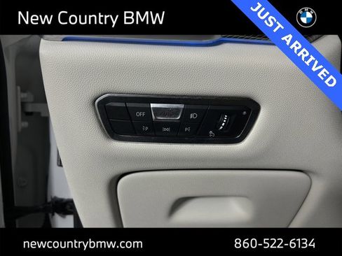 Used 2022 BMW X5 xDrive45e w/ M Sport Package image 15