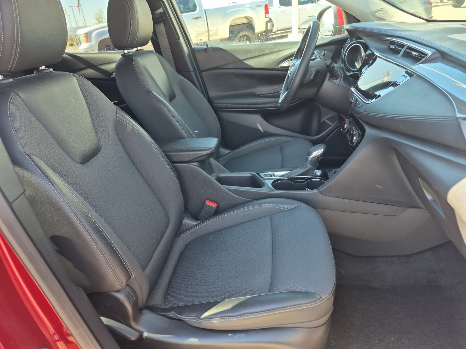 Used 2022 Buick Encore GX Preferred w/ Cold Weather Comfort Package AWD/4WD image 24