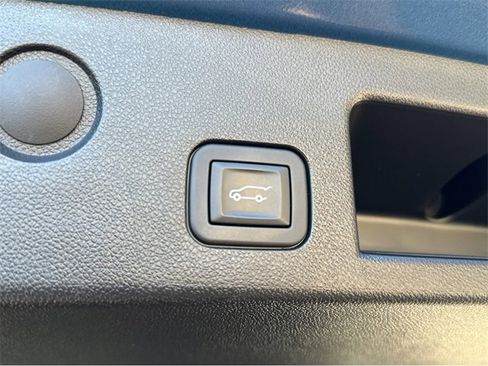 Used 2025 Chevrolet Equinox RS w/ Safety and Technology Package image 20