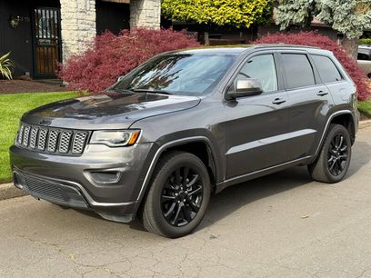 Used 2020 Jeep Grand Cherokee Altitude
