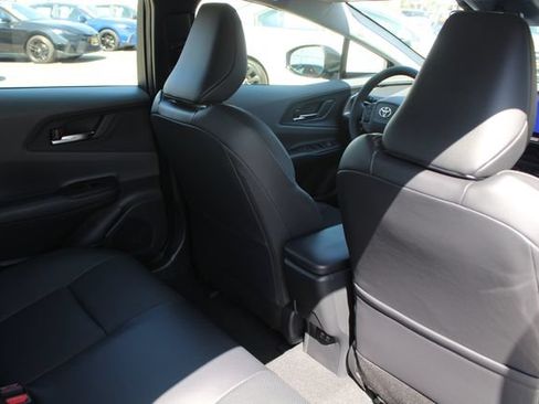 Certified 2026 Toyota Prius XLE FWD image 24