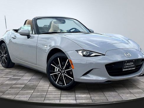 New 2026 MAZDA MX-5 Miata Grand Touring RWD image 3