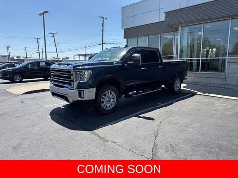 Used 2021 GMC Sierra 2500 SLT w/ SLT Convenience Package AWD/4WD image 2