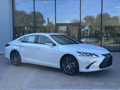 New 2025 Lexus ES 350 w/ Premium Package