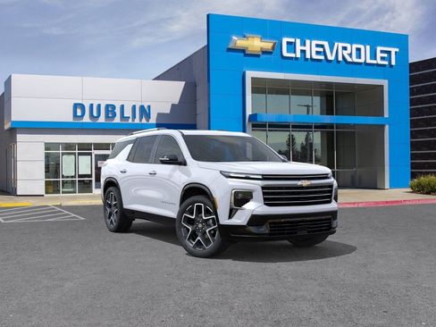 New 2026 Chevrolet Traverse High Country AWD/4WD image 2