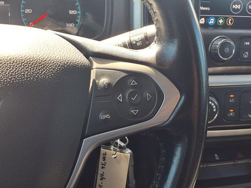 Used 2022 Chevrolet Colorado LT w/ Fleet Safety Package RWD image 16
