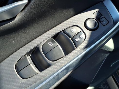 Certified 2023 Nissan Sentra SR w/ SR Premium Package FWD image 17