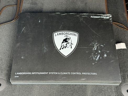 Used 2023 Lamborghini Urus S AWD/4WD image 43