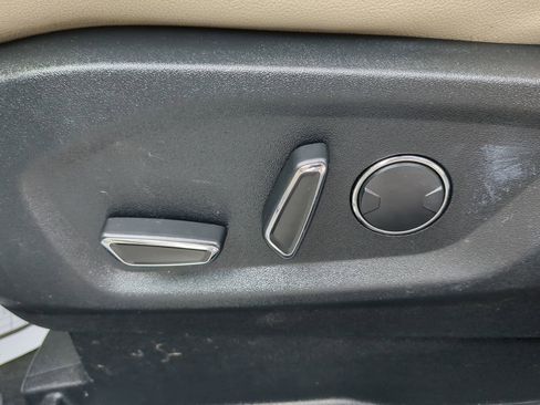 Certified 2018 Ford Edge Titanium w/ Ford Safe & Smart Package image 49