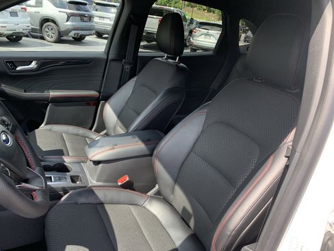 Used 2025 Ford Escape ST-Line Elite AWD/4WD image 24