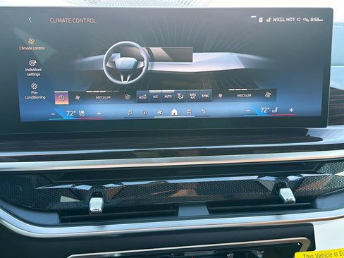 New 2026 BMW X5 sDrive40i w/ M Sport Package RWD image 35