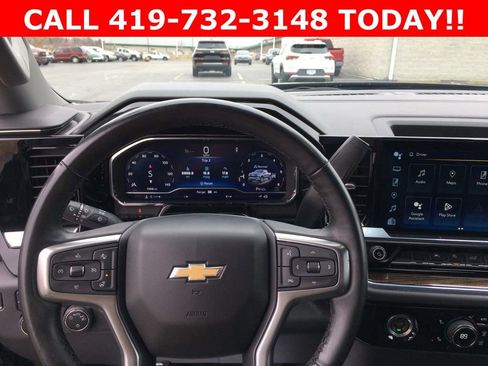Used 2024 Chevrolet Silverado 1500 LT image 6