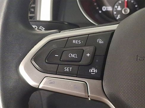 Used 2021 Volkswagen Atlas SE image 22