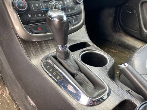 Used 2015 Chevrolet Malibu LT w/ Leather Package image 8