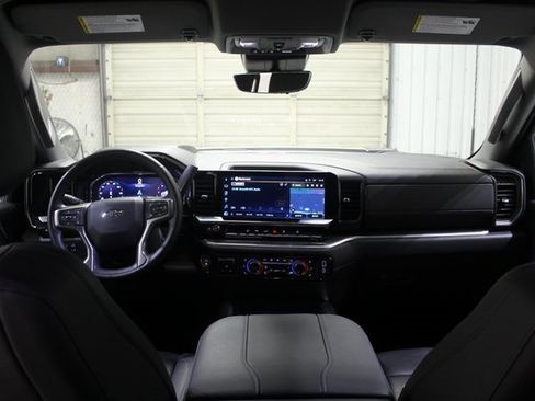 Used 2025 Chevrolet Silverado 2500 LTZ w/ LTZ Plus Package image 14