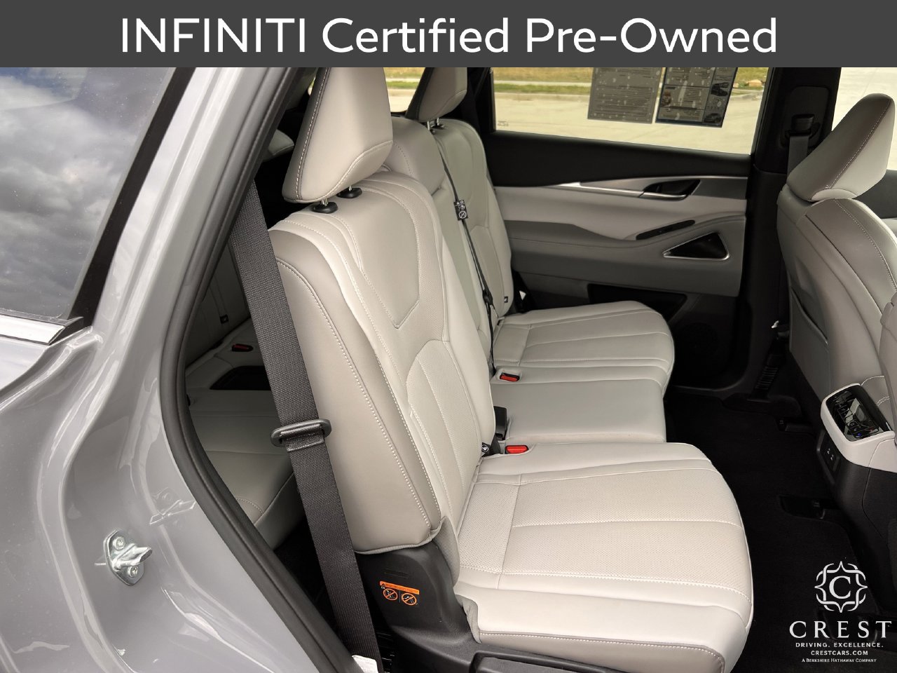 Certified 2027 INFINITI QX60 Luxe w/ Cargo Package FWD image 29
