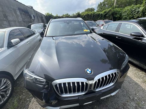 Used 2024 BMW X3 xDrive30i w/ Convenience Package AWD/4WD image 3