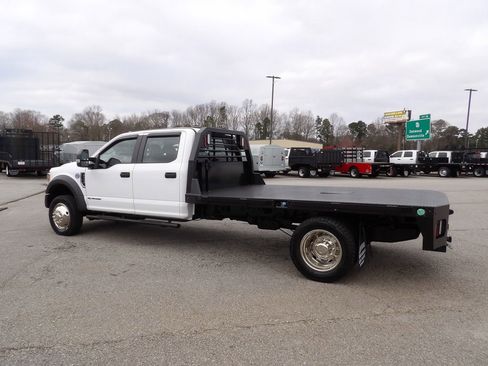 Used 2022 Ford F550 4x4 Crew Cab Super Duty w/ Power Equipment Group image 4