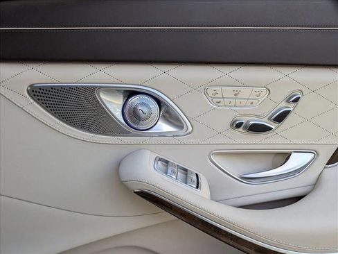 Used 2016 Mercedes-Benz Maybach S 600 image 28
