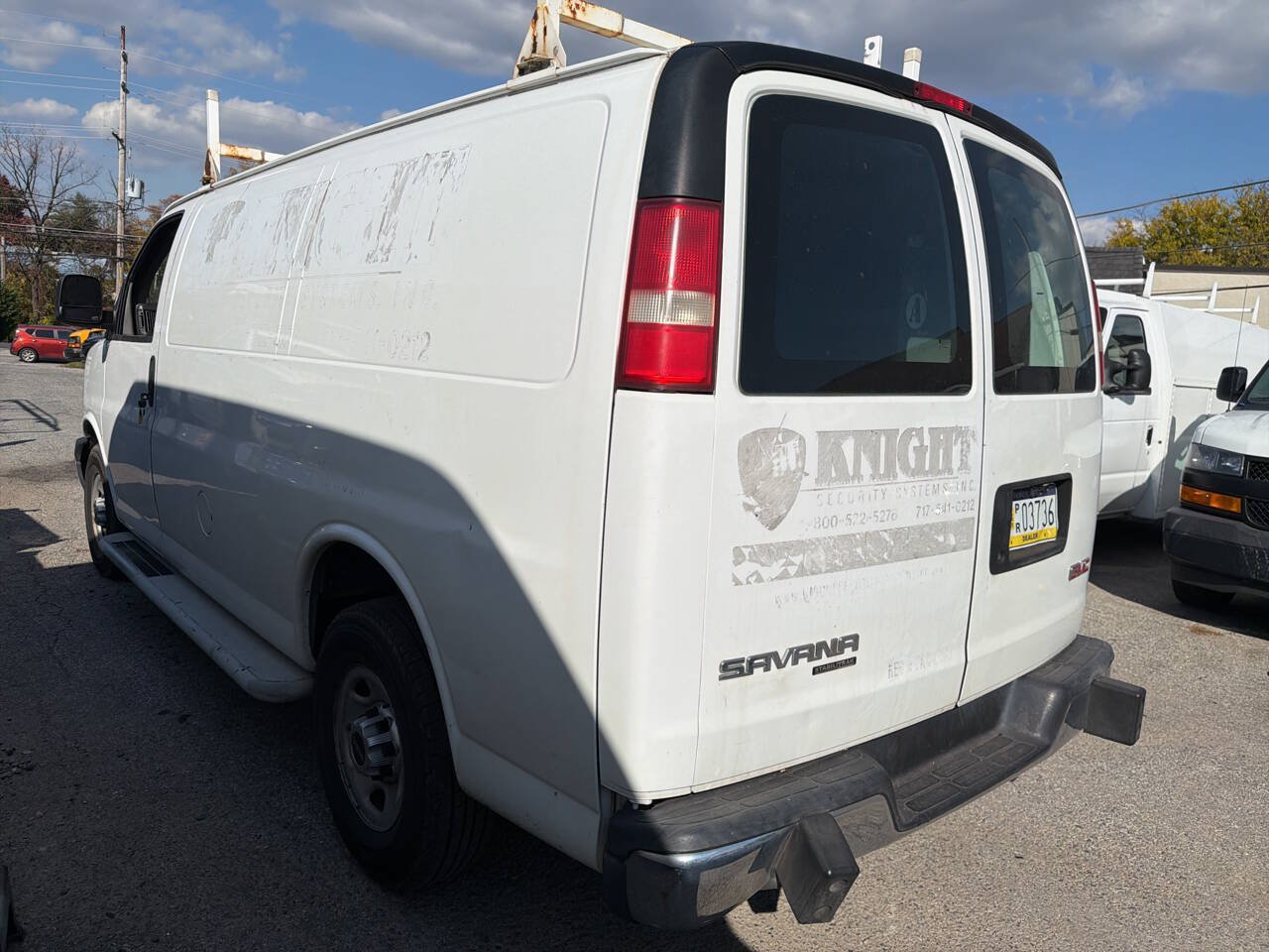 Used 2014 GMC Savana 2500 RWD image 9