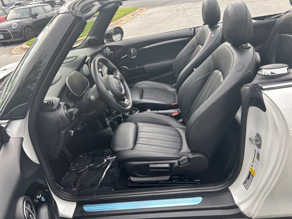Used 2024 MINI Cooper S w/ Seaside Edition FWD image 12