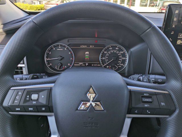 New 2026 Mitsubishi Outlander ES FWD image 23