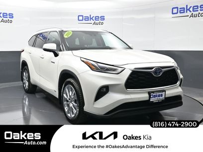 Used 2021 Toyota Highlander Limited