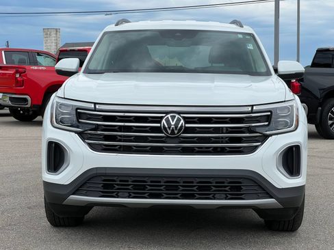 Used 2024 Volkswagen Atlas SE AWD/4WD image 43