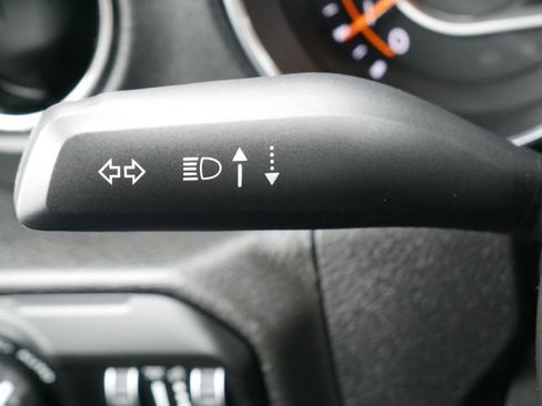 Used 2022 Jeep Wrangler Unlimited Sahara image 25