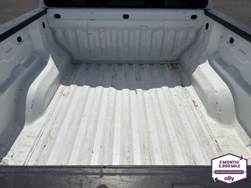 Used 2023 Chevrolet Colorado LT w/ LT Convenience Package RWD image 5