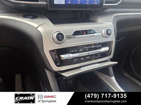 Used 2023 Ford Explorer XLT w/ Equipment Group 202A RWD image 19