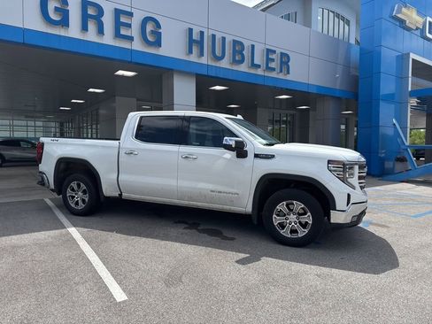 Used 2025 GMC Sierra 1500 SLT AWD/4WD image 23