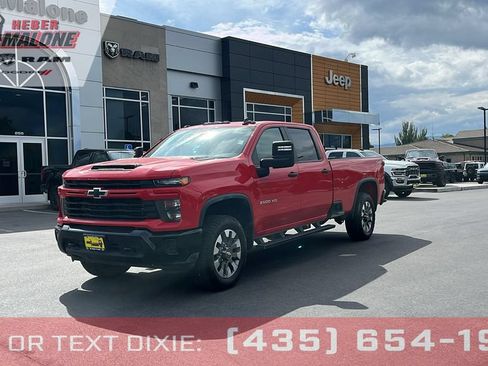 Used 2025 Chevrolet Silverado 2500 Custom w/ Custom Value Package AWD/4WD image 1