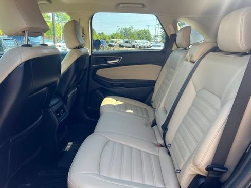 Used 2023 Ford Edge SEL w/ Convenience Package AWD/4WD image 19