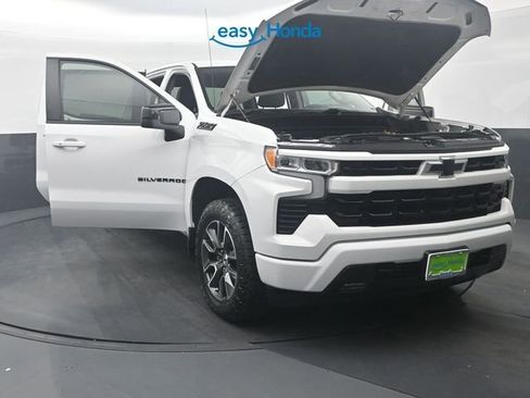 Used 2022 Chevrolet Silverado 1500 RST AWD/4WD image 35
