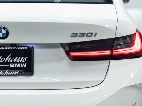 New 2026 BMW 330i xDrive Sedan w/ Premium Package AWD/4WD image 11