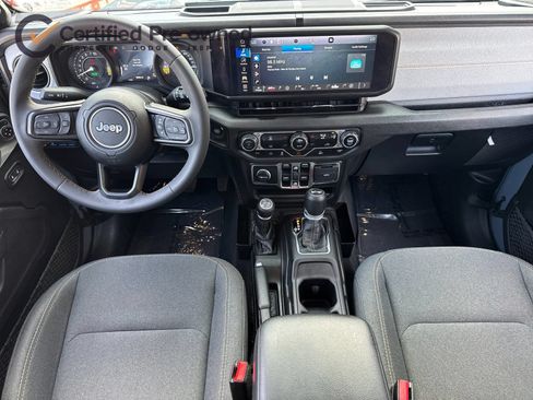 Certified 2024 Jeep Wrangler Unlimited AWD/4WD image 14