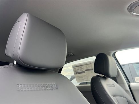New 2026 Hyundai Ioniq 5 SEL image 17