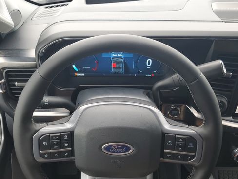 New 2026 Ford F350 Lariat w/ Lariat Ultimate Package image 17