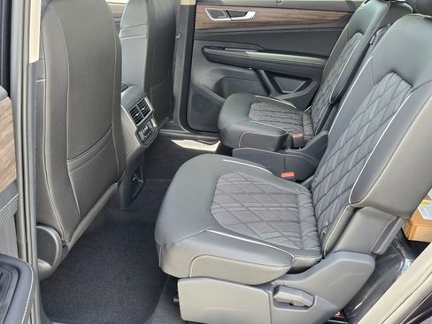 New 2026 Volkswagen Atlas SEL Premium R-Line AWD/4WD image 7