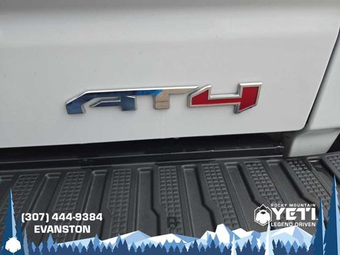 Used 2021 GMC Sierra 1500 AT4 w/ AT4 Premium Package AWD/4WD image 10
