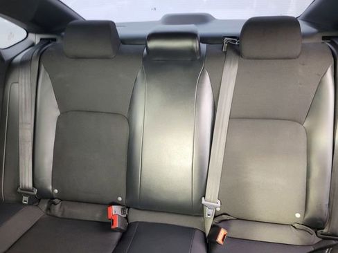 Used 2022 Honda Civic Sport image 11