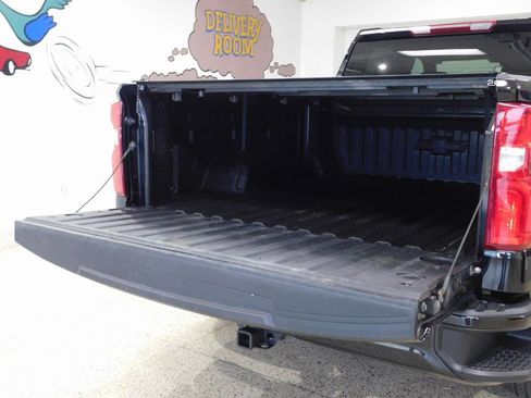 Used 2024 Chevrolet Silverado 1500 RST image 80