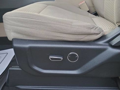 Used 2018 Ford F350 XLT image 15