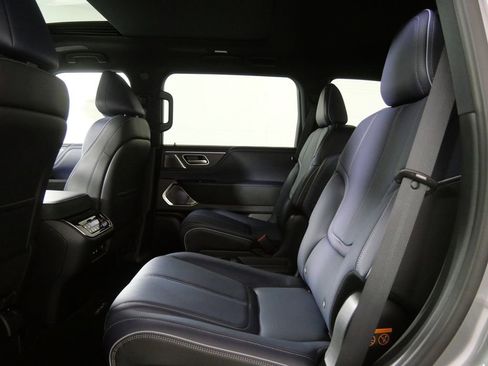 New 2026 INFINITI QX80 4WD image 15