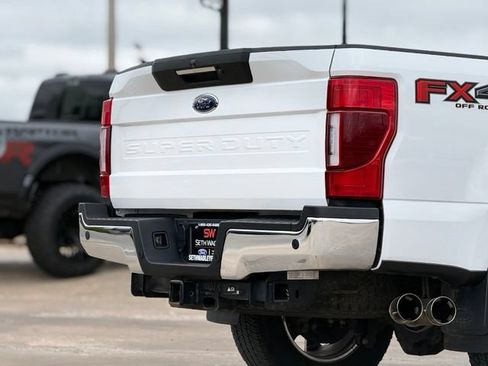 Used 2022 Ford F250 Lariat w/ Lariat Ultimate Package AWD/4WD image 13